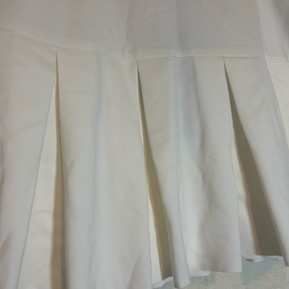 Pleated White Mini Skirt - Picture 3 of 5